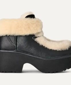 Women's Classic Esmee Leather Lace Up Boot