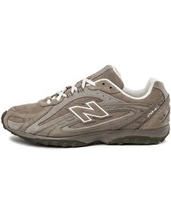 New Balance 204L