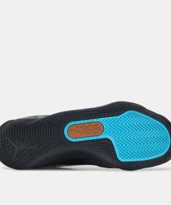 Alternative view of Zion 3 Basketball Shoes