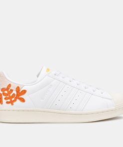 Women's Superstar Shoe