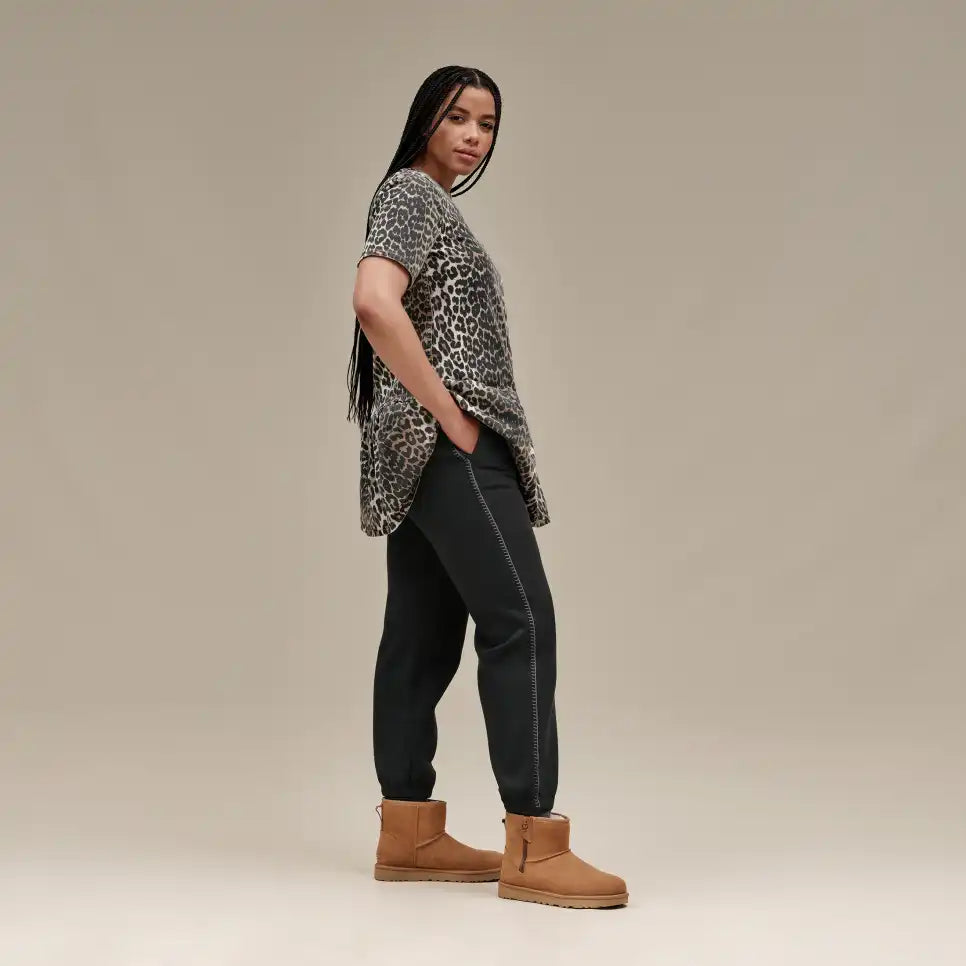 Femme Classic Jogger - Image 15