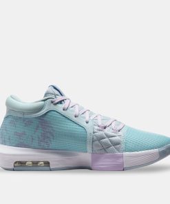 LeBron Witness 8 Basketball Shoes