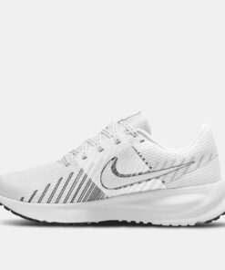 Alternative view of Women's Run Defy Road Running Shoes