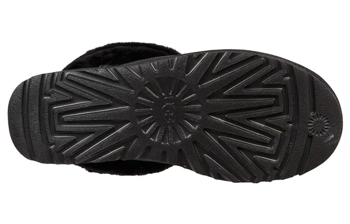 (WMNS) Classic Mini Fluff Quilted Boot 'Black' 1098533-BLK - Image 7