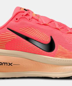 Women's Vomero 18 Road Running Shoes