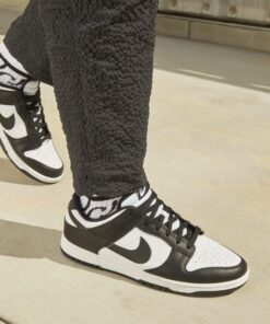 Alternative view of Men's Dunk Low Retro Shoes
