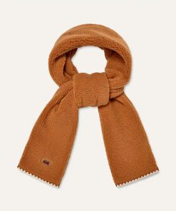 Femme fluff Scalloped Scarf