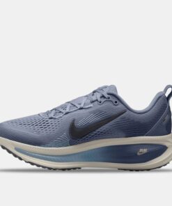 Alternative view of Men's Vomero 18 Road Running Shoes