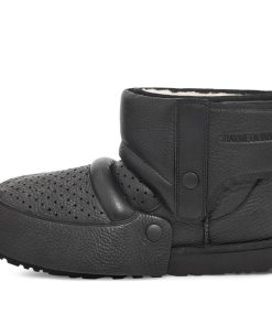 x SHAYNE OLIVER SO Armourite Sabatons 'Black' 1144250-BLK