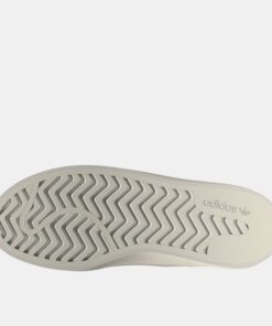 Women's Forum Bonega Shoe