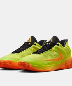 Alternative view of Men's Giannis Immortality 4 Basketball Shoes