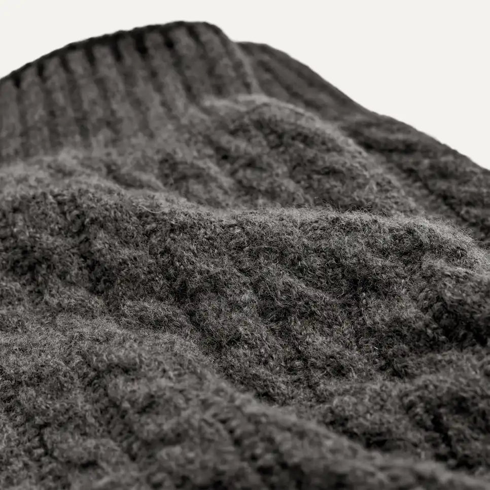 Femme Lorelai Cable Knit Jogger - Image 11