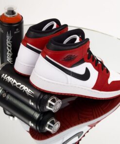 Alternative view of air jodan 1 Mid Chicago (2020)