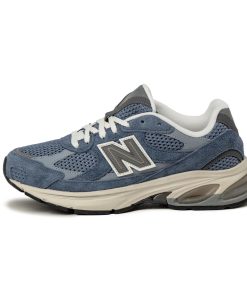 New Balance 2010