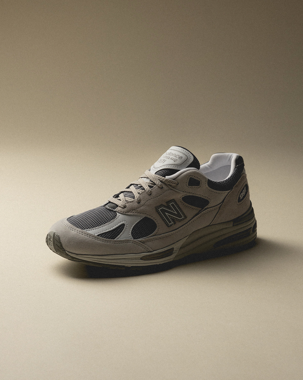 New Balance 991 v2 *Made in England* - Image 2