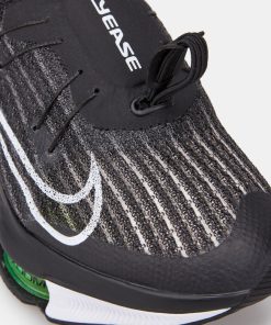 Women's Air Zoom Tempo Next% FlyEase Shoe