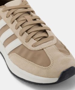 Women's Run 70s 2.0 Shoes