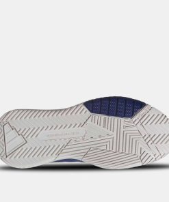 Alternative view of Men's Own The Game 3.0 Basketball Shoes