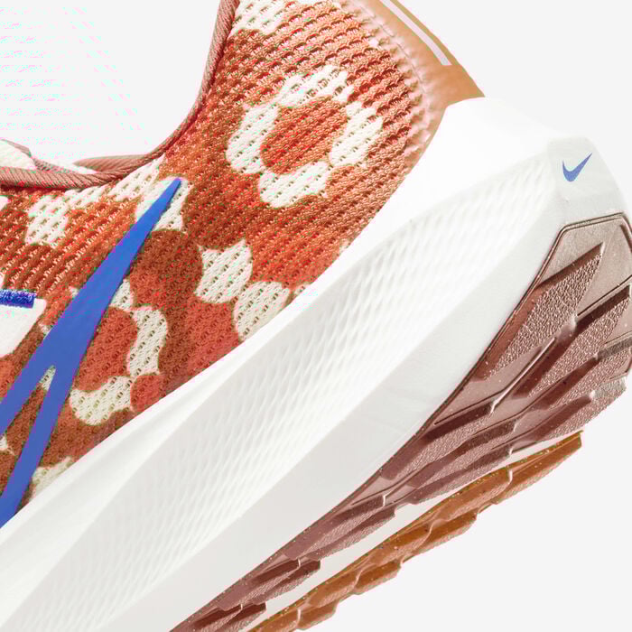 Men's Pegasus 40 Premium Road Running Shoes - Image 5