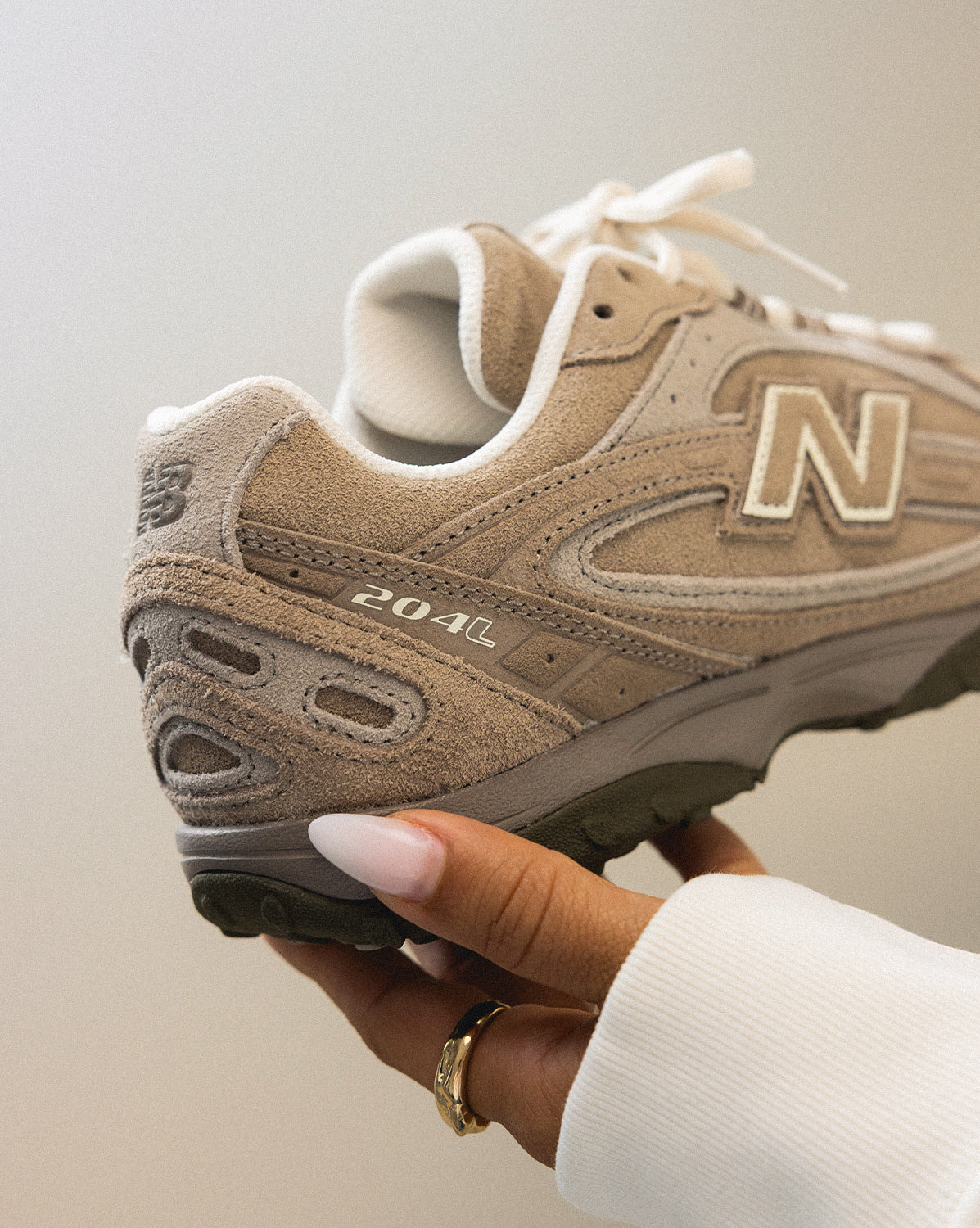 New Balance 204L - Image 5