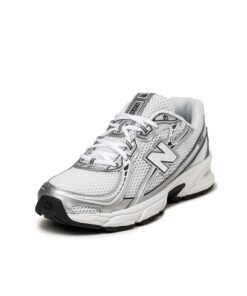 Alternative view of New Balance 740