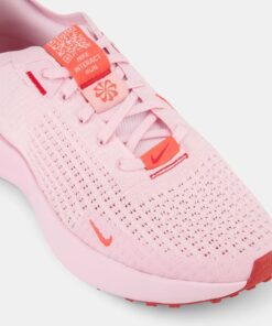 Women's Interact Run SE Road Running Shoes