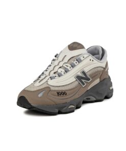 Alternative view of New Balance 1000