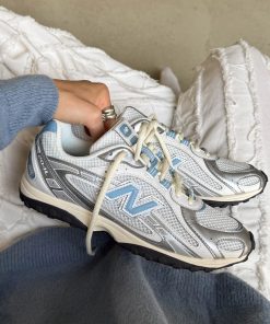 Alternative view of New Balance 204L